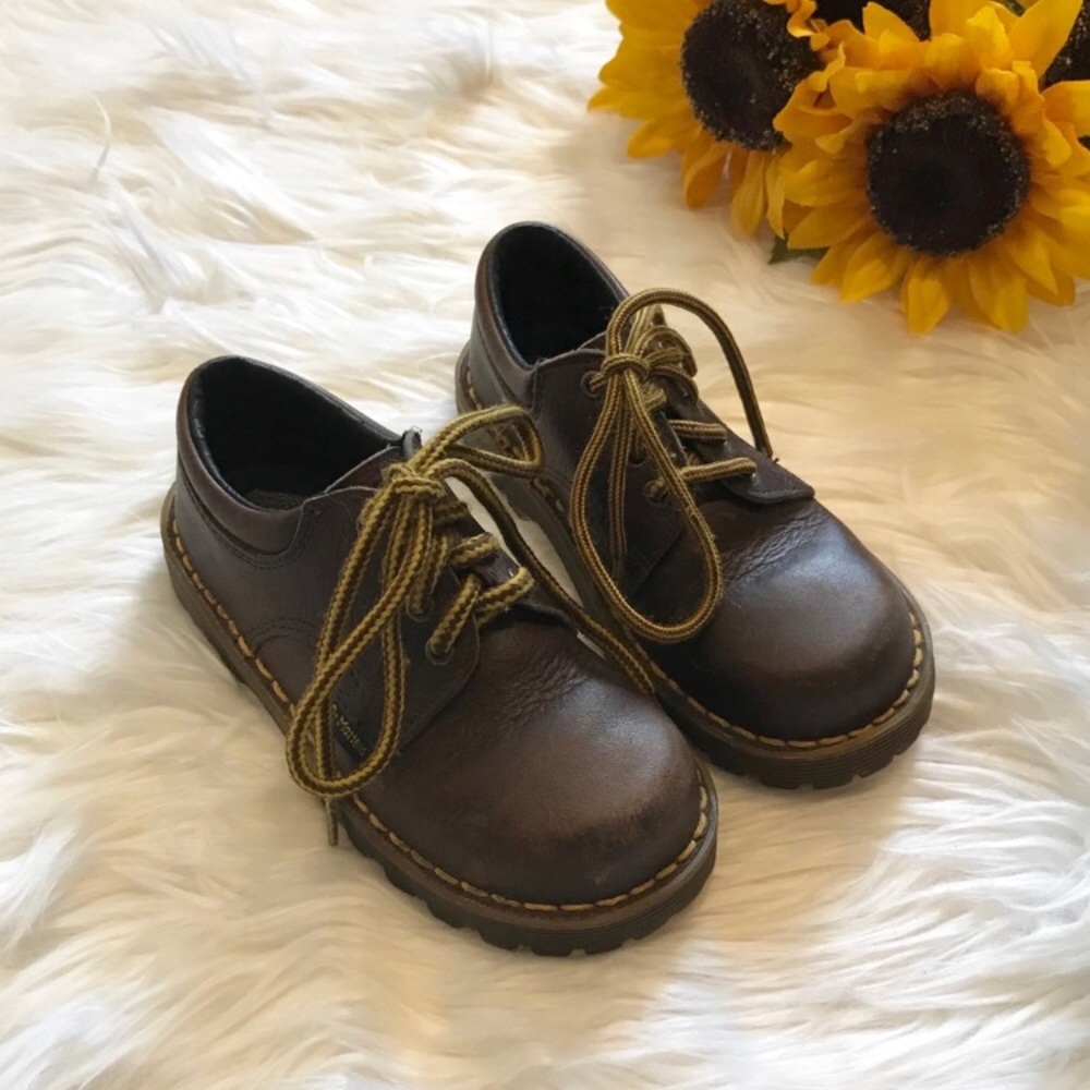 Dr. Martens Made in England Kids’ Brown Shoes sz 9